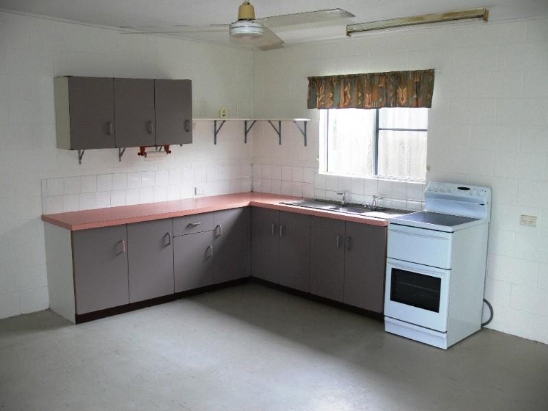 9 Kimberley Street, Stuart QLD 4811