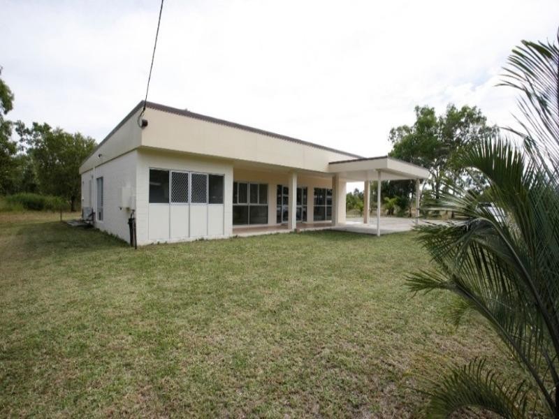 1 Frank Randell Drive, Cungulla QLD 4816