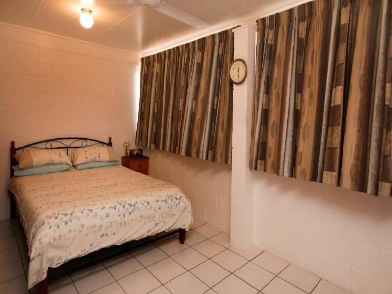 102 Robertson Street, Railway Estate QLD 4810