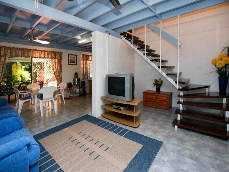 102 Robertson Street, Railway Estate QLD 4810