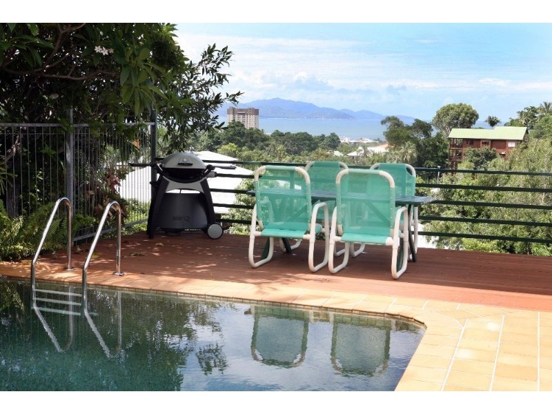 26 Stanton Terrace, North Ward QLD 4810