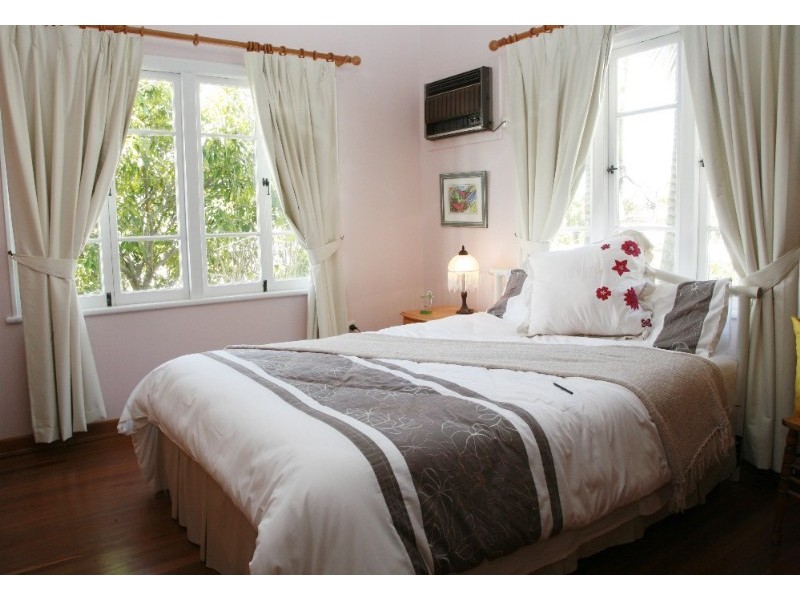 26 Stanton Terrace, North Ward QLD 4810