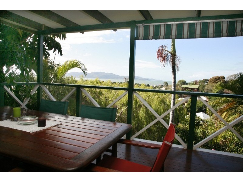 26 Stanton Terrace, North Ward QLD 4810