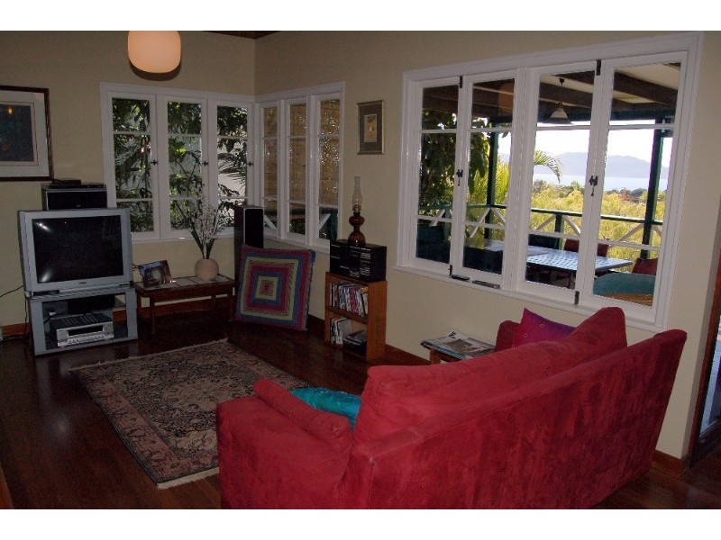 26 Stanton Terrace, North Ward QLD 4810