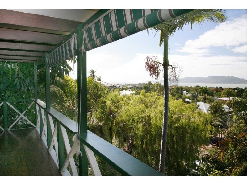 26 Stanton Terrace, North Ward QLD 4810