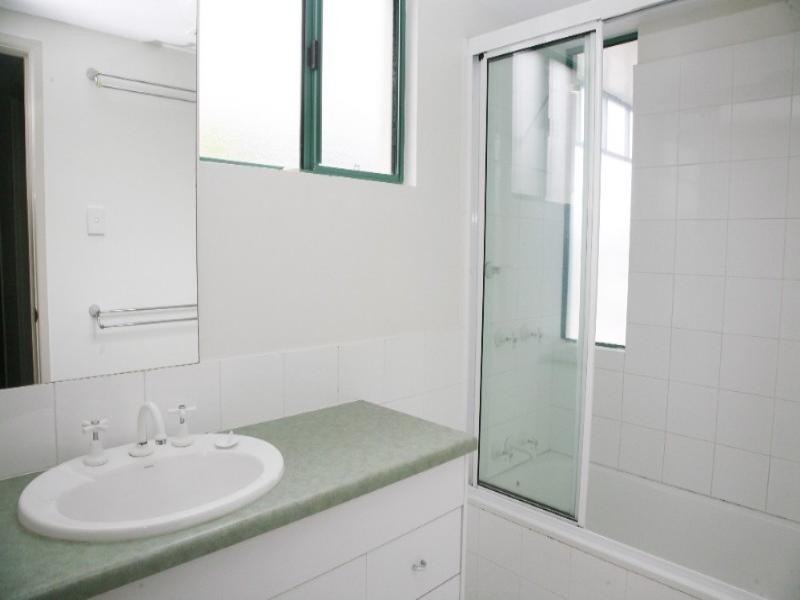 4/97 The Strand, North Ward QLD 4810