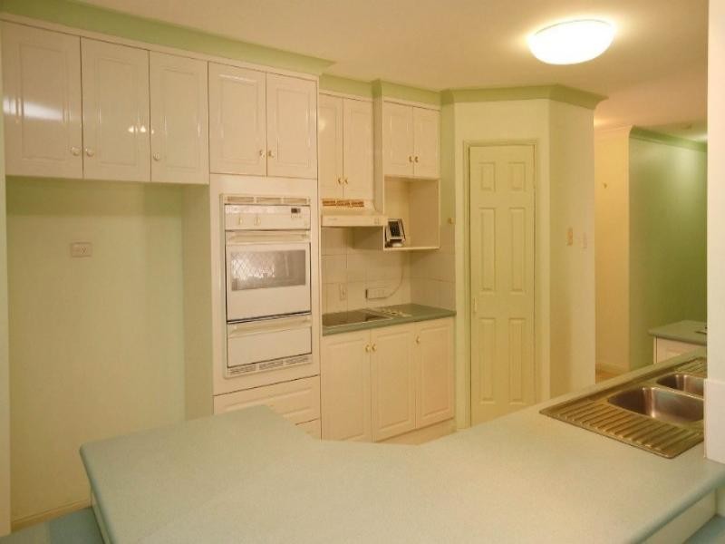 1 Sandalan Court, Bushland Beach QLD 4818