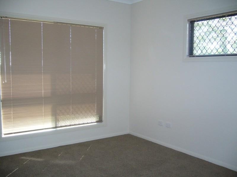 Bushland Beach QLD 4818