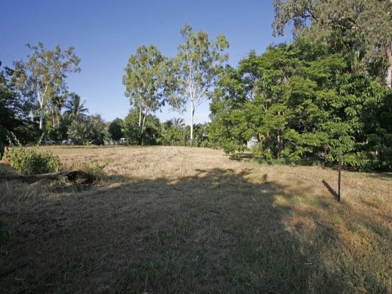 9 Ebony Court, Bushland Beach QLD 4818