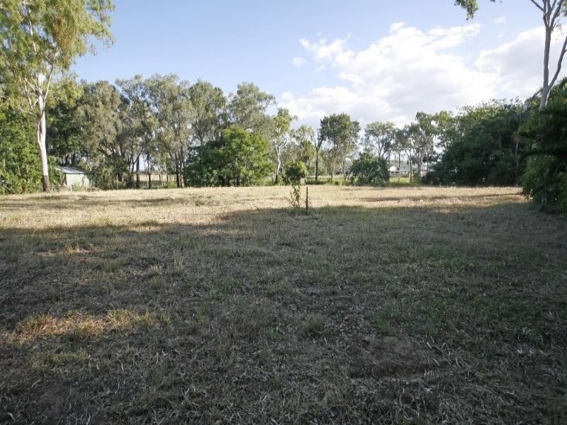 9 Ebony Court, Bushland Beach QLD 4818