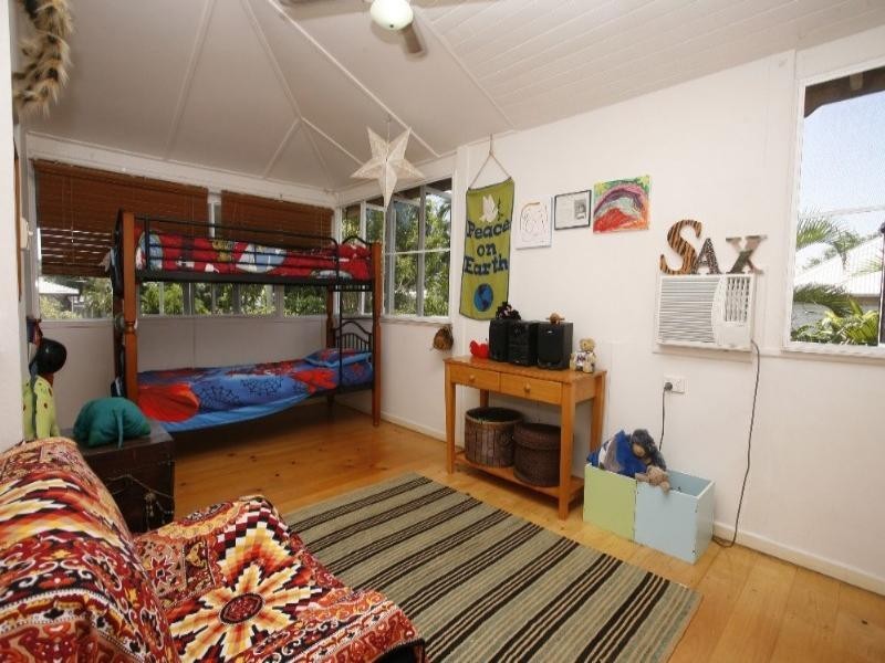 55 Bell Street, South Townsville QLD 4810