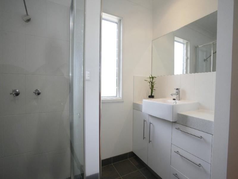 63 Ahearne Street, Hermit Park QLD 4812