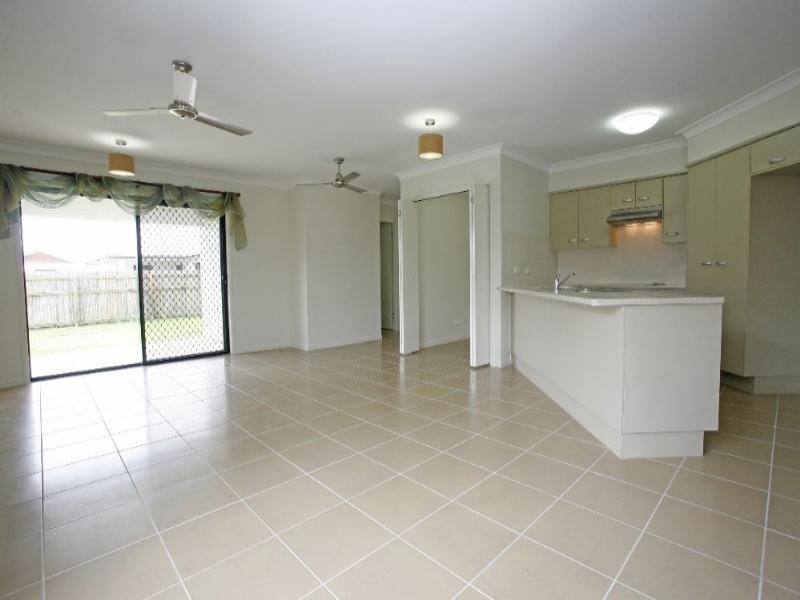 50 Scrubwren Circuit, Bohle Plains QLD 4817