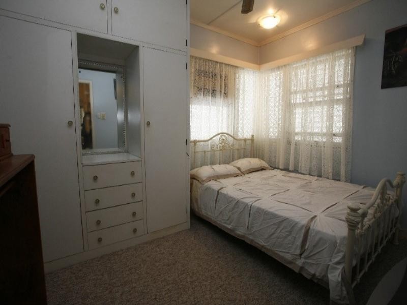 24 Wright Street, Wulguru QLD 4811