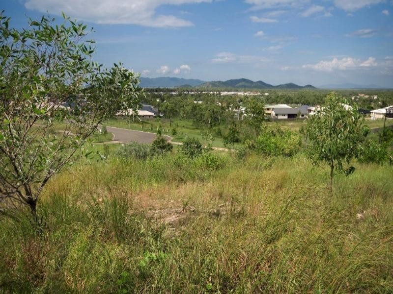 28 Minstrel Court, Bushland Beach QLD 4818