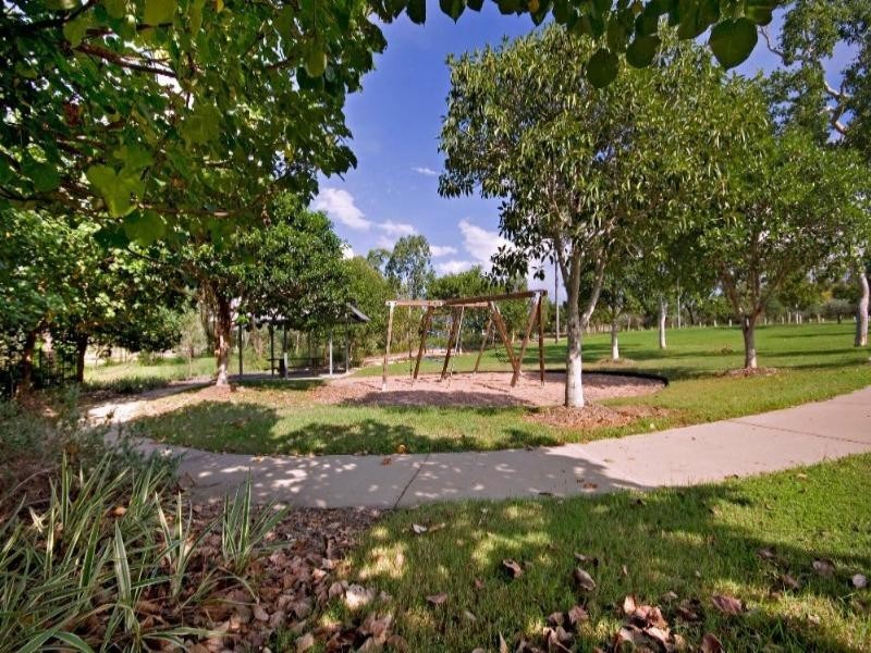 28 Minstrel Court, Bushland Beach QLD 4818