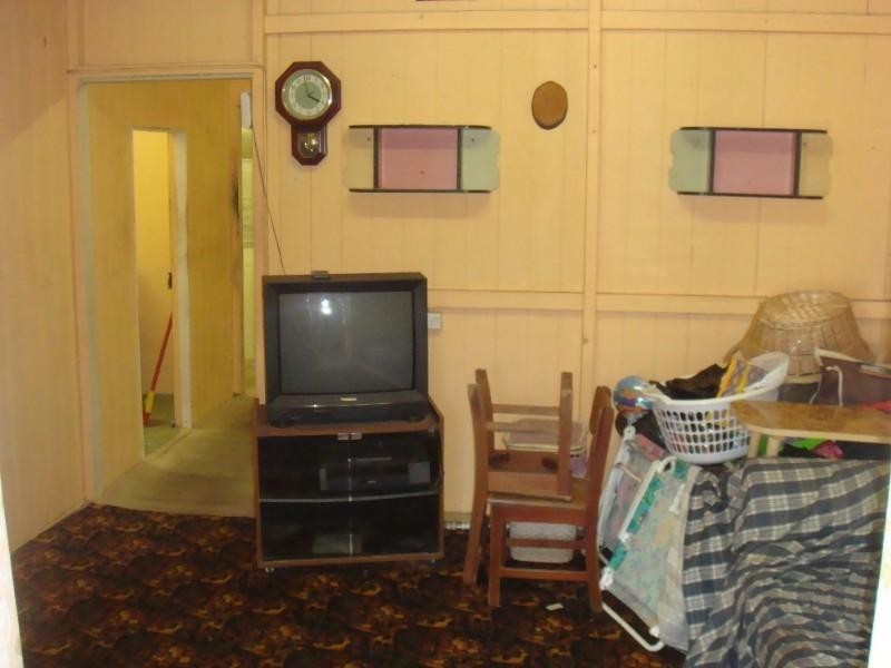 12 North Street, West End QLD 4810