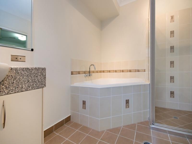 96 Anne Street, Aitkenvale QLD 4814