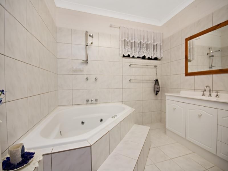 50 Burramugga Crescent, Kirwan QLD 4817