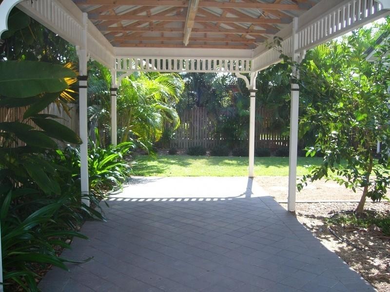 Railway Estate QLD 4810