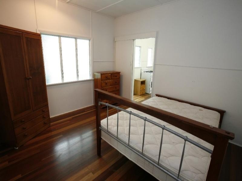 35 First Avenue, Railway Estate QLD 4810