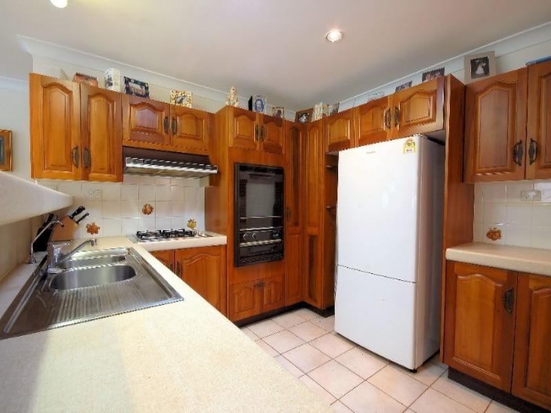 Bushland Beach QLD 4818