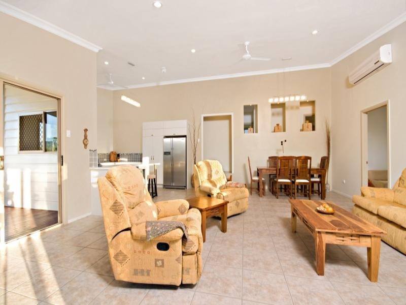 16 Barnham Road, Townsville QLD 4810