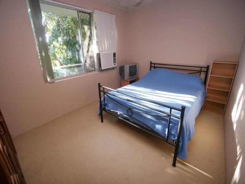 2/17 Stanton Terrace, North Ward QLD 4810