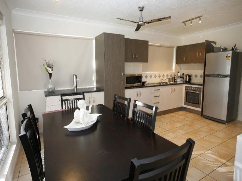 15 Estate Street, West End QLD 4810