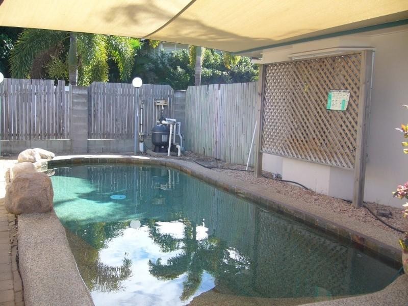 Railway Estate QLD 4810