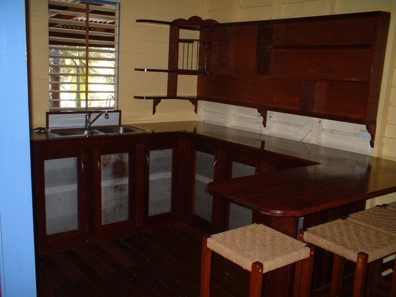 Railway Estate QLD 4810