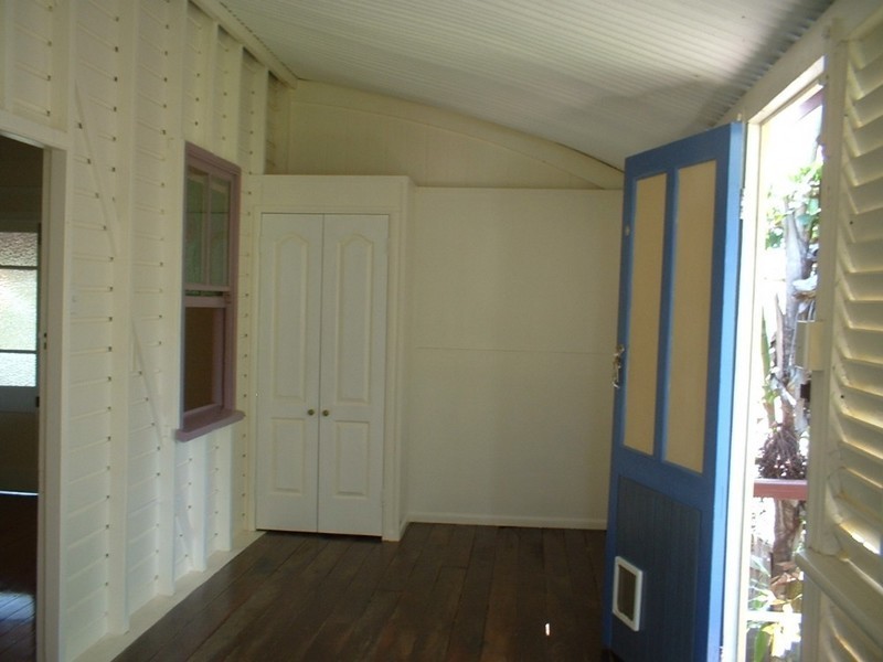 Railway Estate QLD 4810