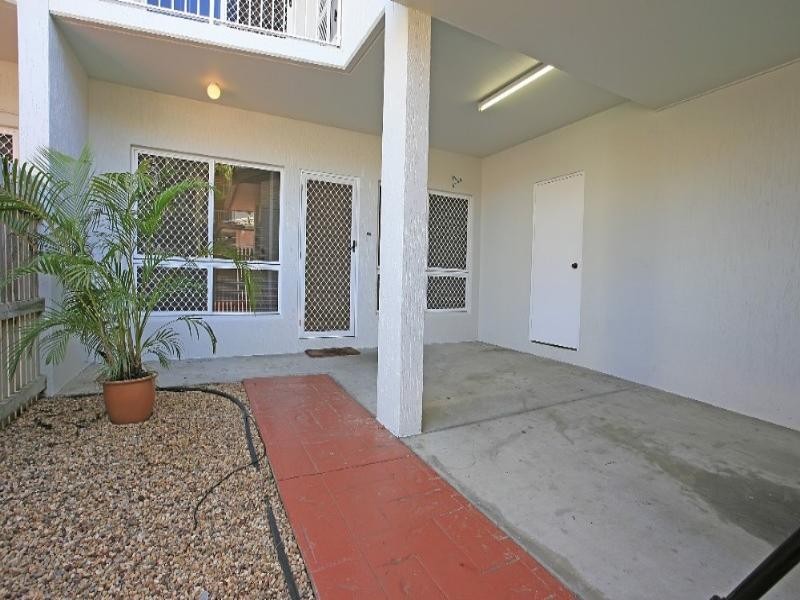 9/181-183 Mitchell Street, North Ward QLD 4810