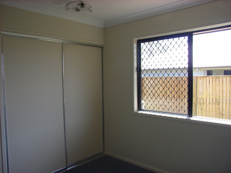 Bushland Beach QLD 4818