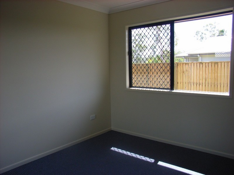 Bushland Beach QLD 4818