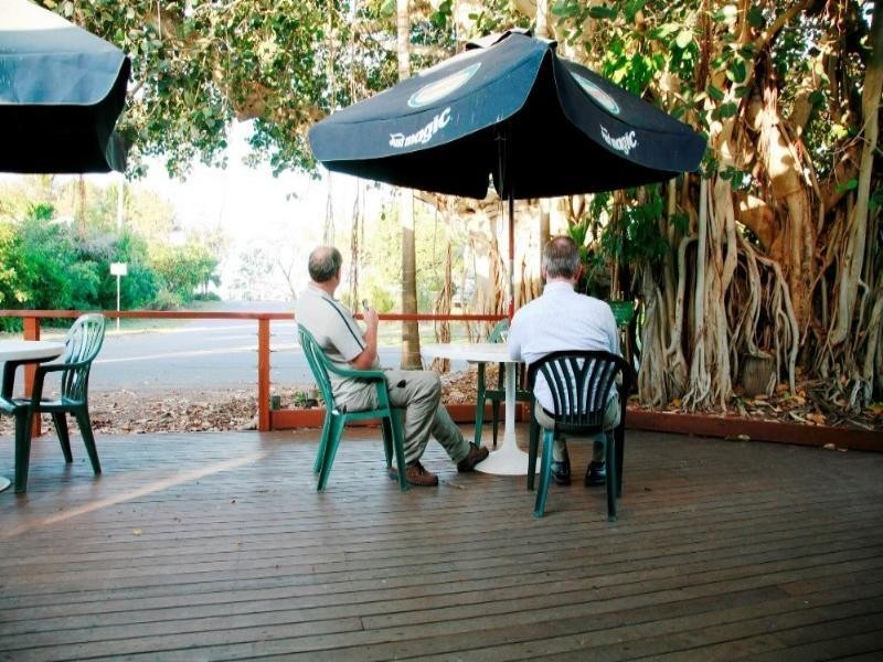 41 Reef Street, Saunders Beach QLD 4818