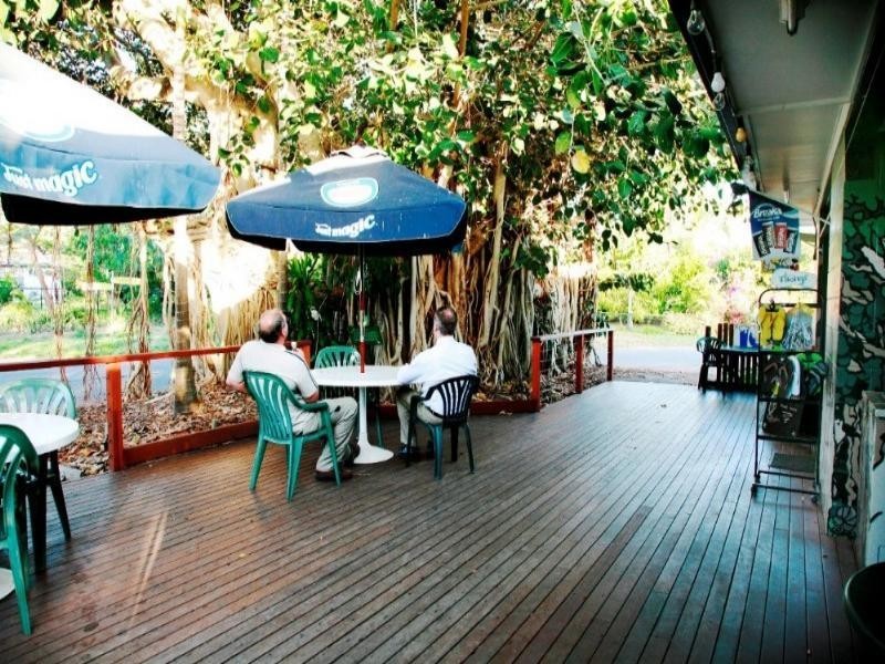 41 Reef Street, Saunders Beach QLD 4818