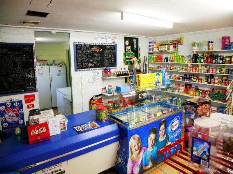 41 Reef Street, Saunders Beach QLD 4818