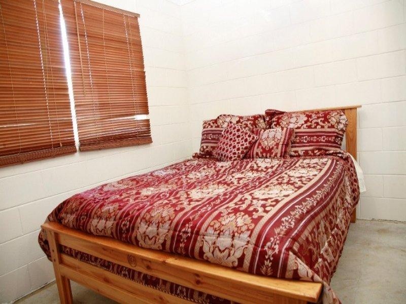 41 Reef Street, Saunders Beach QLD 4818