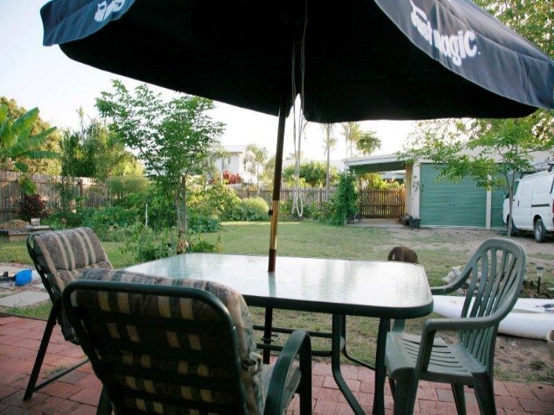 41 Reef Street, Saunders Beach QLD 4818