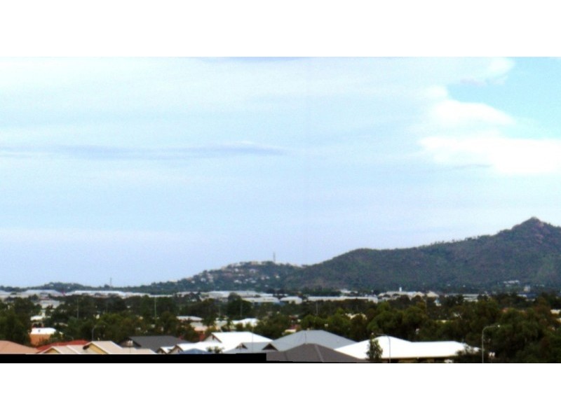 35 Minaret Way, Mount Louisa QLD 4814