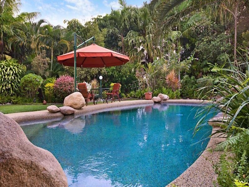 8 Estate Street, West End QLD 4810