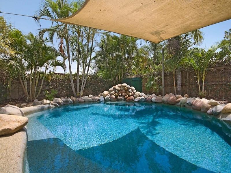 18 Banksia Street, Kirwan QLD 4817