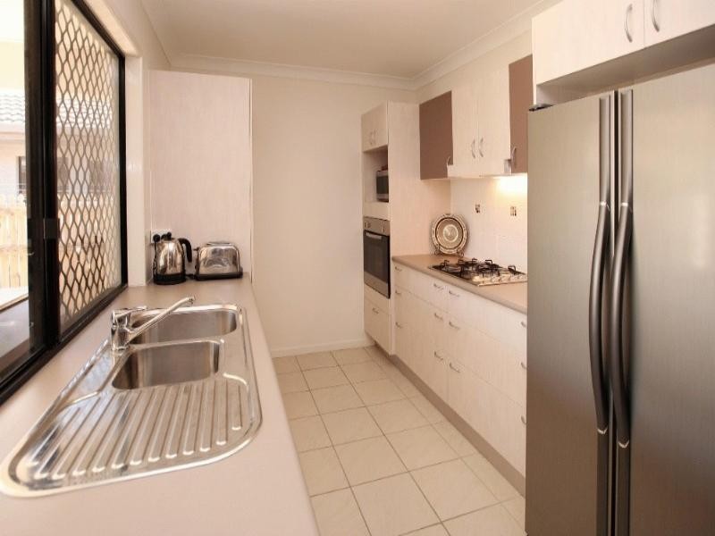 14 Chesham Drive, Kirwan QLD 4817