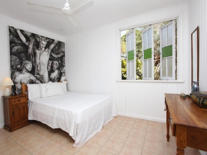 28 Queen Street, North Ward QLD 4810