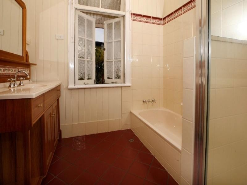 48 Warburton Street, North Ward QLD 4810