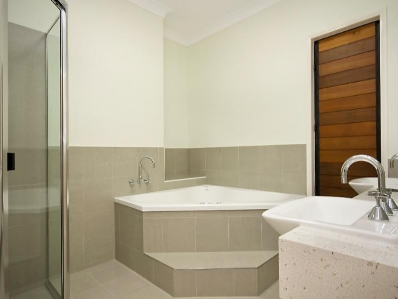 75 Aspley Drive, Kirwan QLD 4817