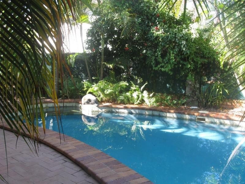 Mount Louisa QLD 4814