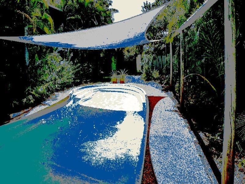 6 Adelong Drive, Cranbrook QLD 4814