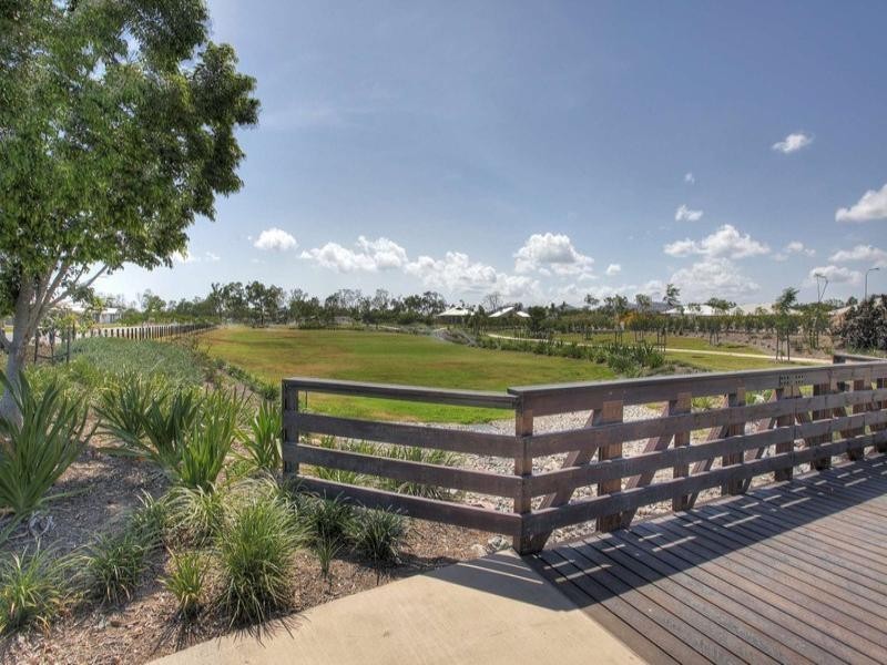 5 Capricorn Drive, Burdell QLD 4818